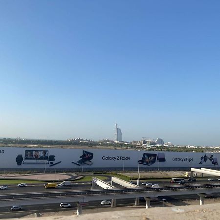 Beautiful Bedroom In Al Barsha Near Mashreq Metro Dubai Exterior foto